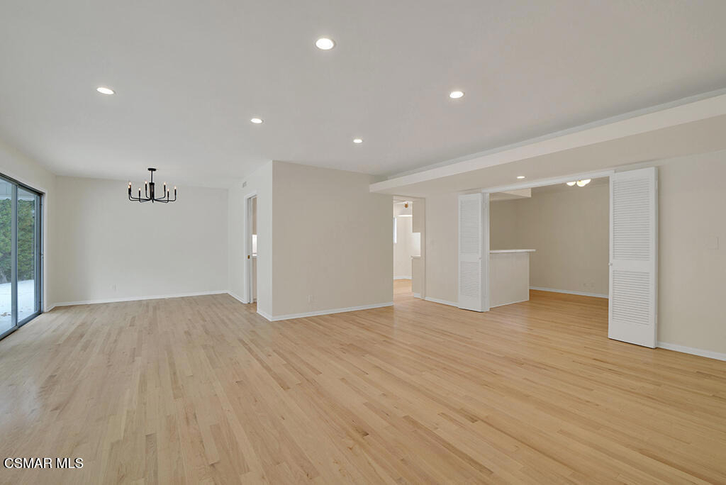 12754 Addison Street - Photo 3