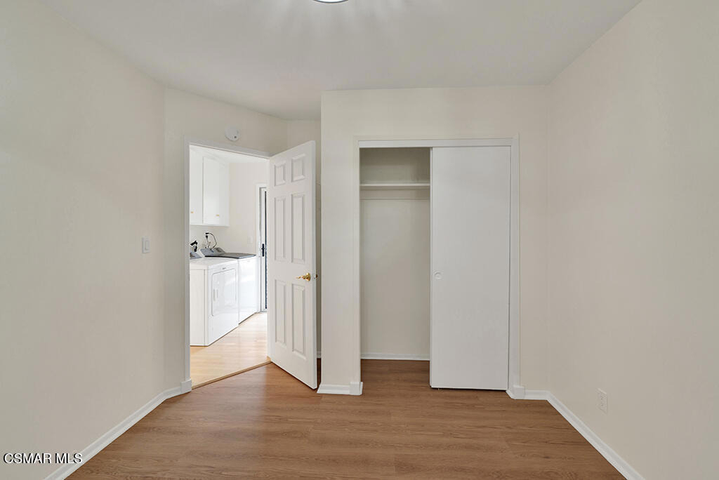 12754 Addison Street - Photo 19
