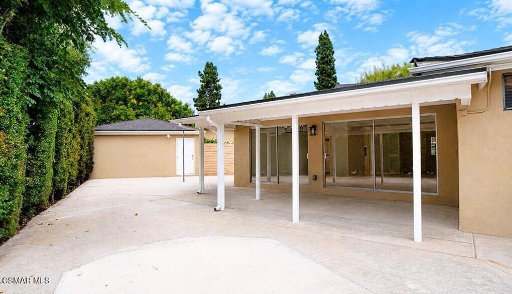 12754 Addison Street - Photo 4