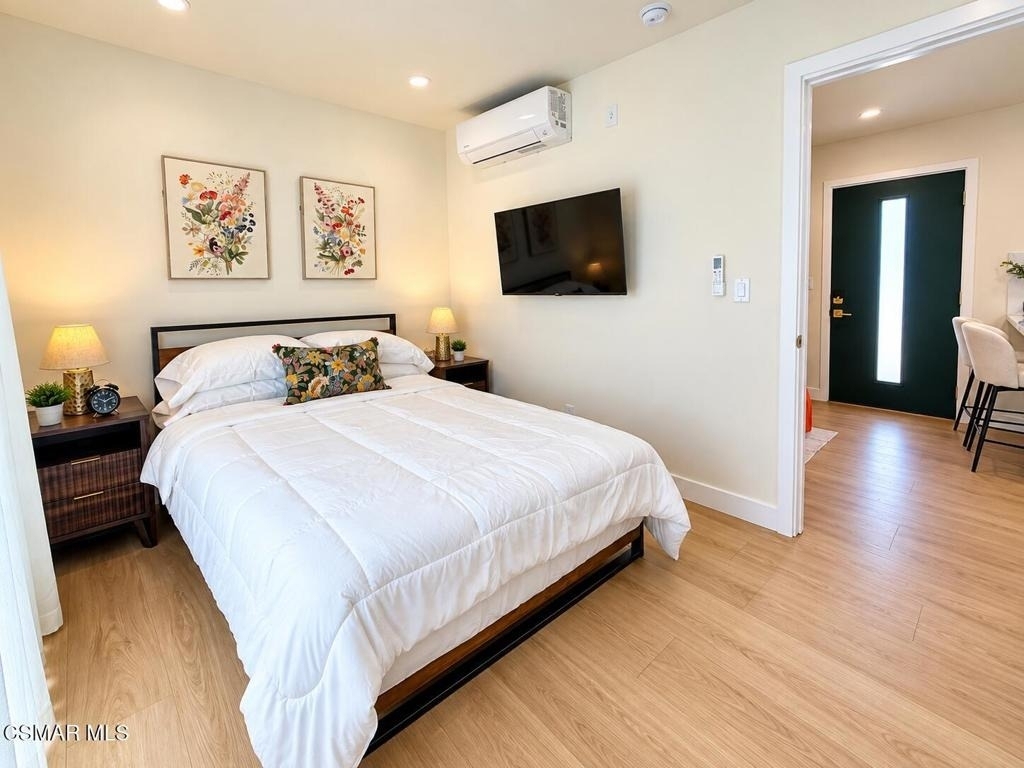 8324 Bardwell Avenue - Photo 12