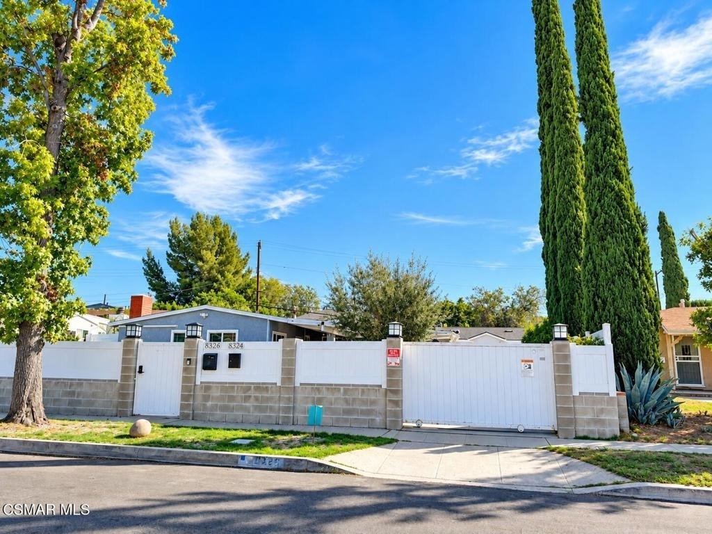 8324 Bardwell Avenue - Photo 22