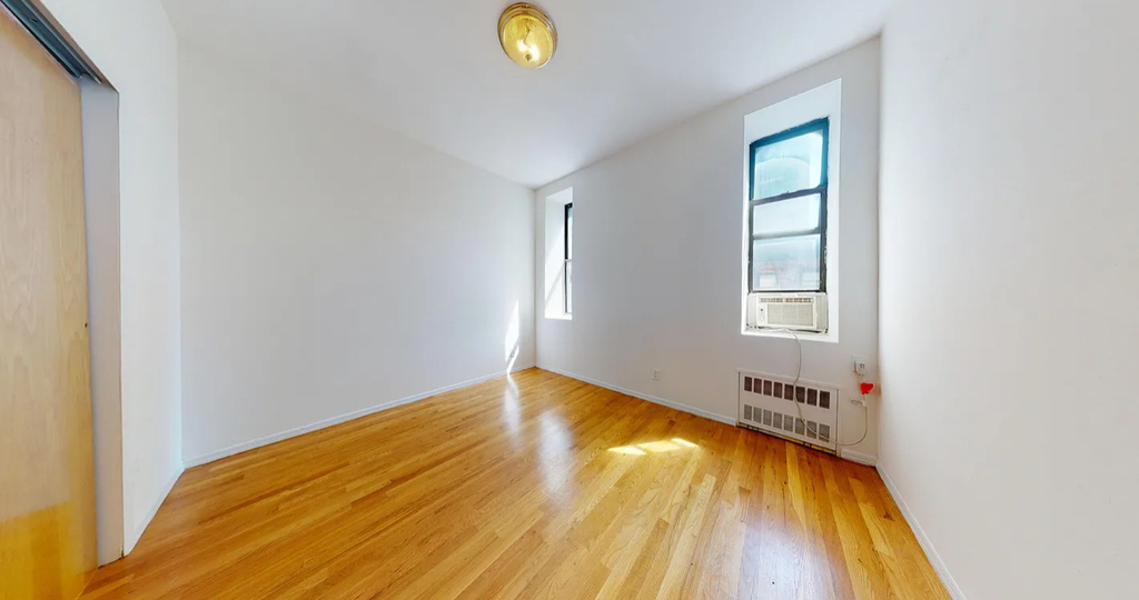 East 87th street  - Photo 5