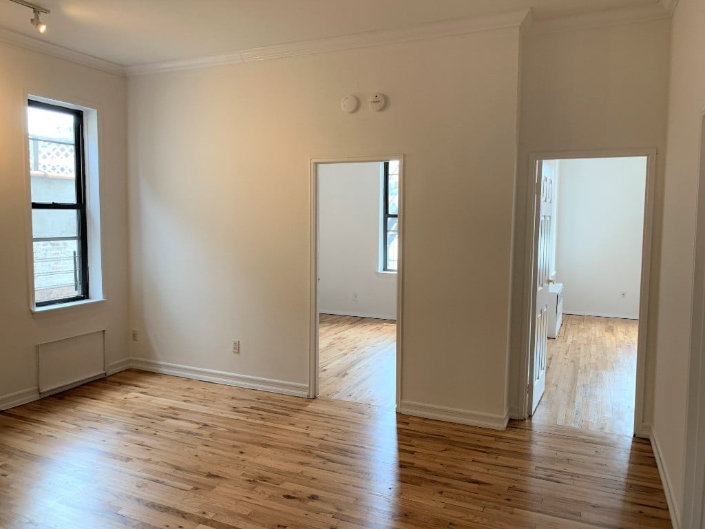 West 85th Street - Photo 3