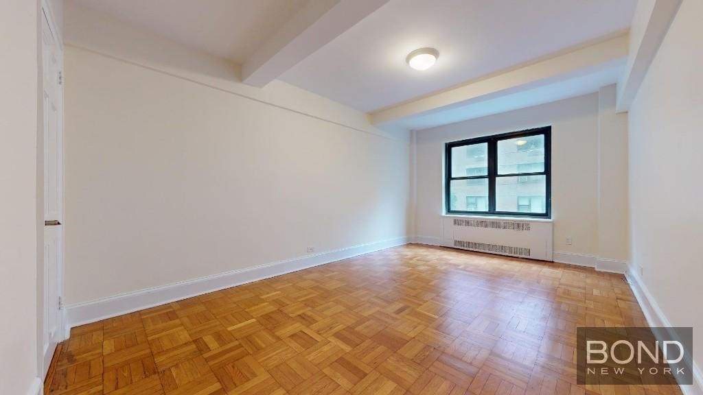 East 56th Street - Photo 2