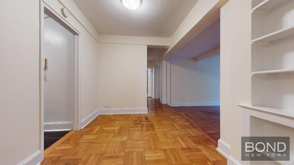 East 56th Street - Photo 1