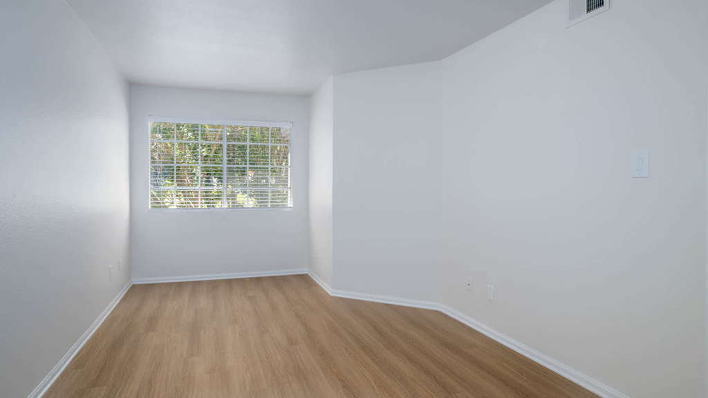 15640 Bernardo Center Dr. - Photo 13