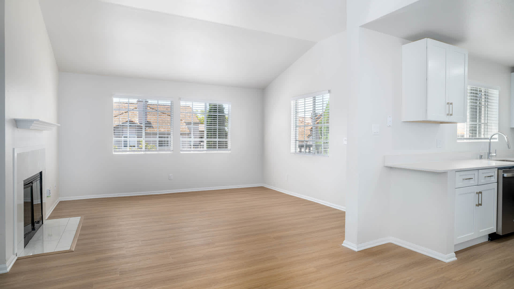 15640 Bernardo Center Dr. - Photo 9