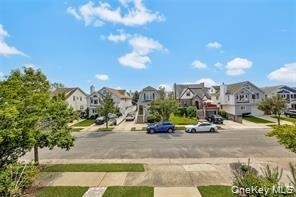625 E Beech Street - Photo 11