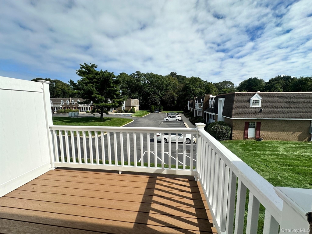 101 Sylvan - Photo 14