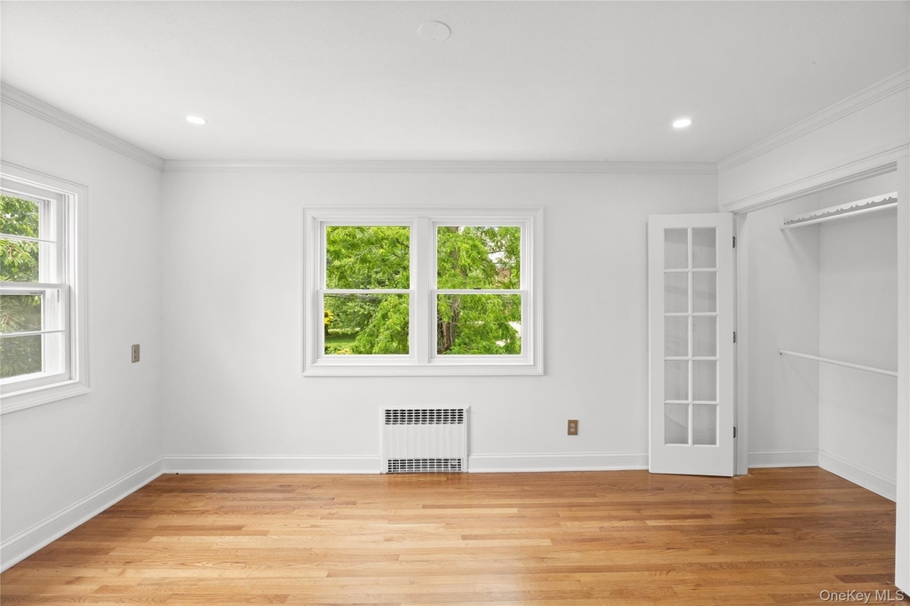 467 Hempstead - Photo 16