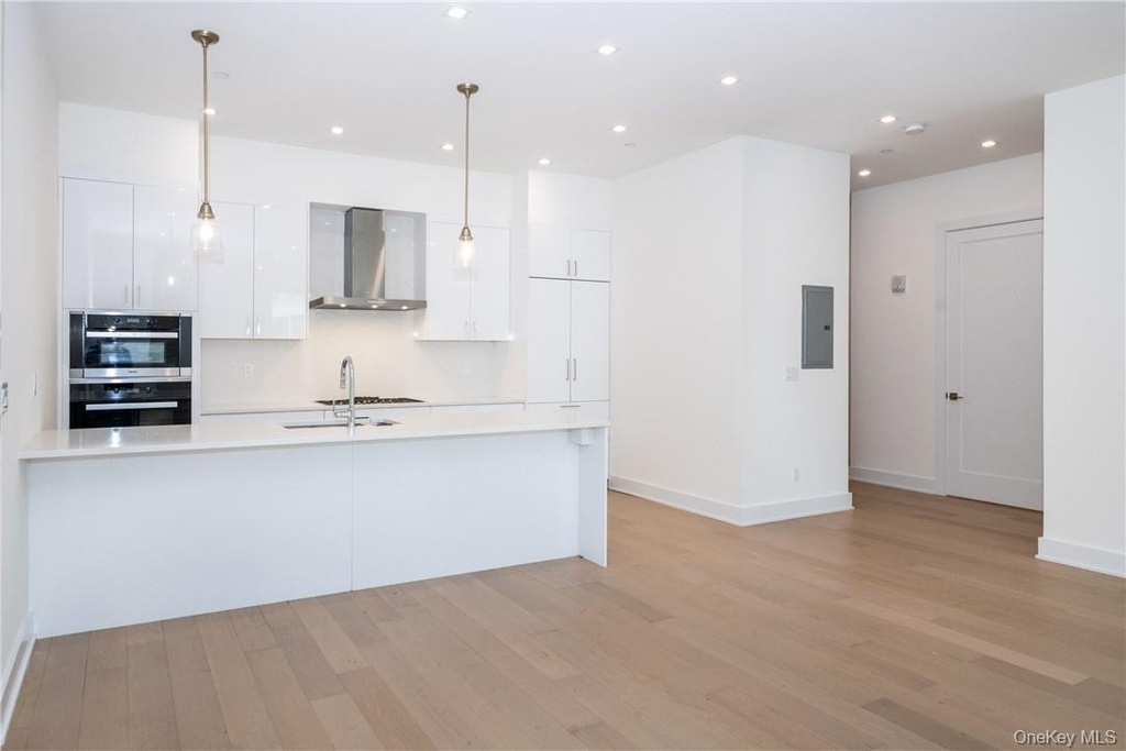 110 Chatsworth Avenue - Photo 6