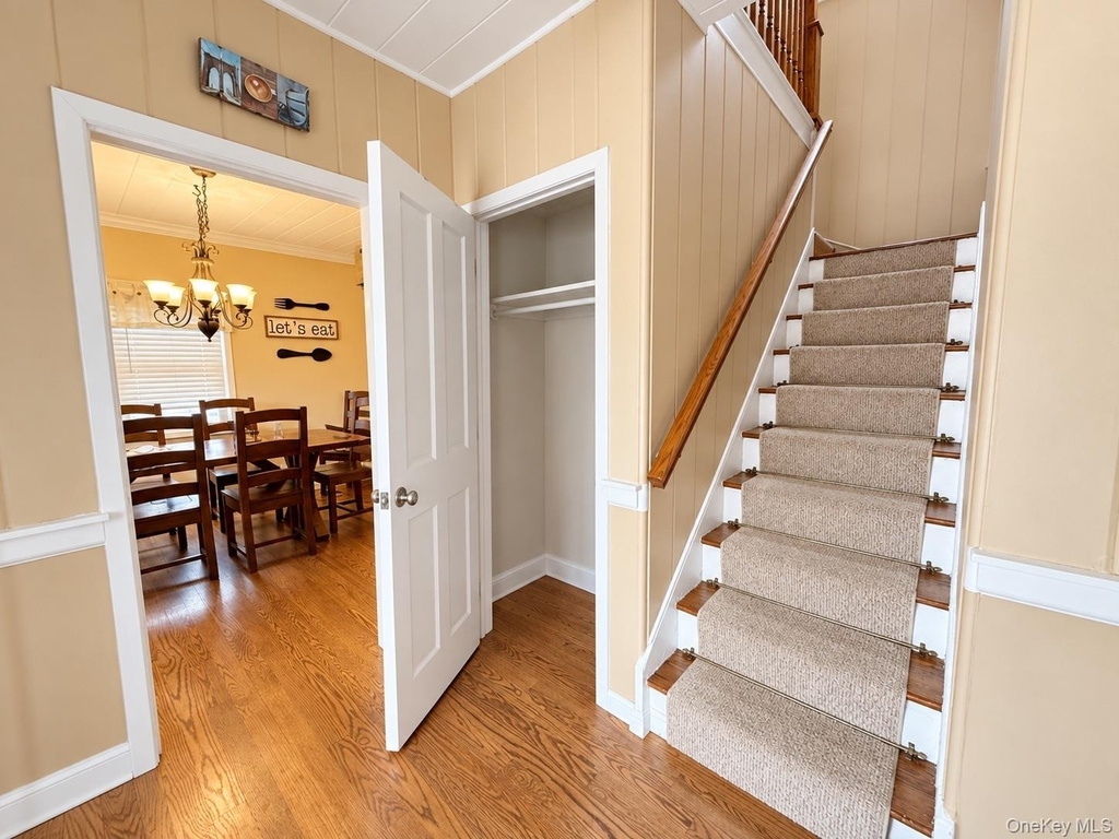 88 West Boulevard - Photo 12