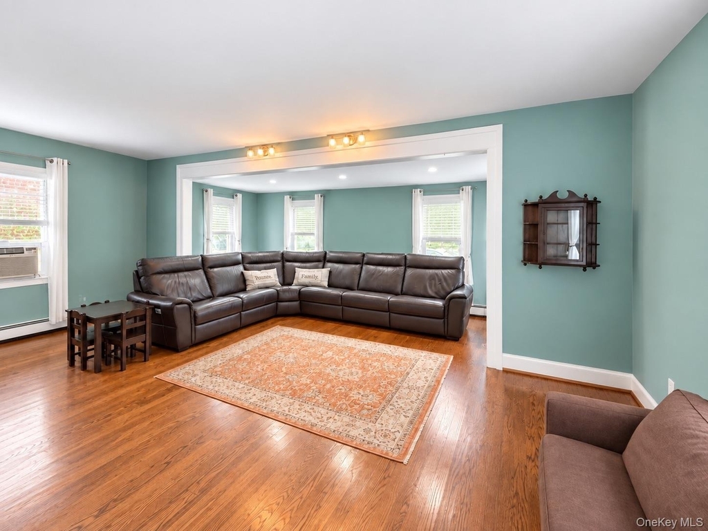 88 West Boulevard - Photo 5