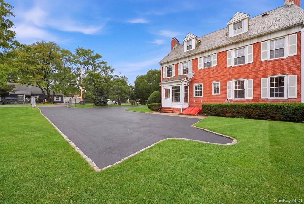 45 Tennyson Avenue - Photo 26