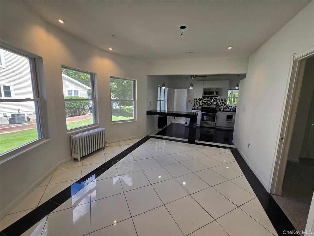 300 A Lakeside Road - Photo 3