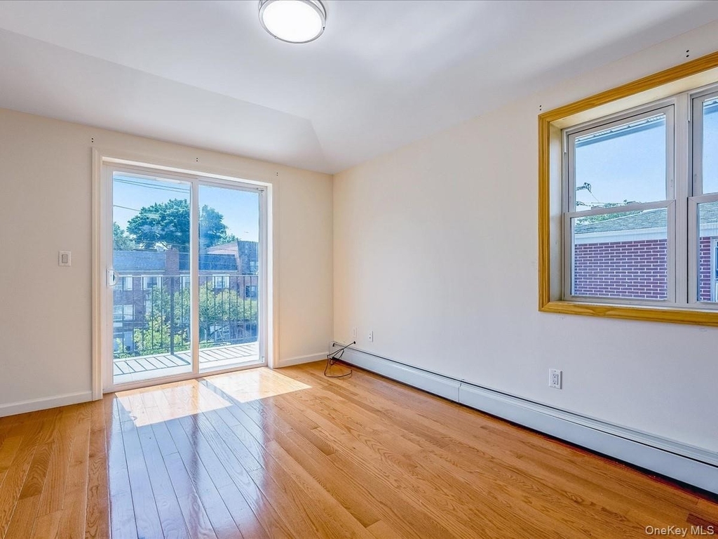 220-09 64th Avenue - Photo 7