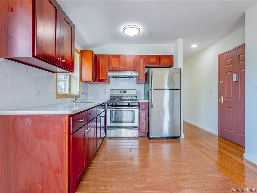 220-09 64th Avenue - Photo 4