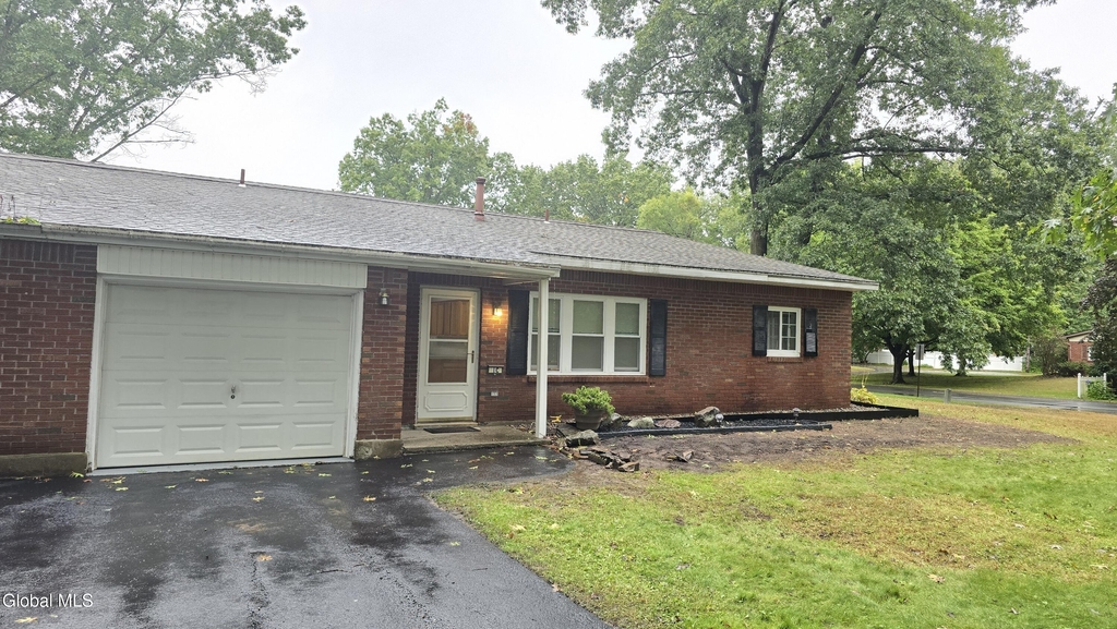 1c Lacosta Drive - Photo 0