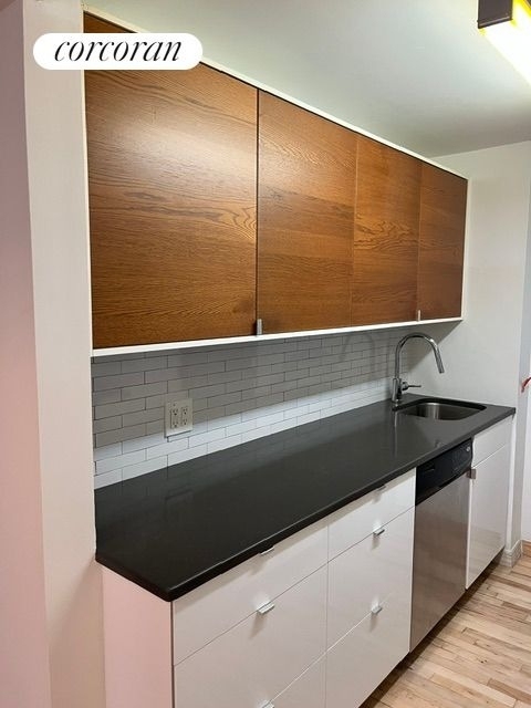 555 Washington Avenue - Photo 7