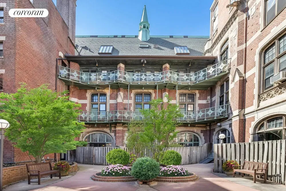 555 Washington Avenue - Photo 4