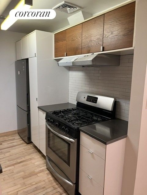 555 Washington Avenue - Photo 8