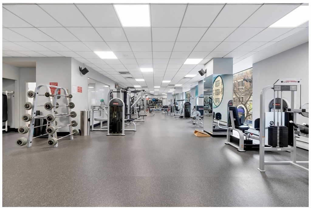 225 W 83rd Street - Photo 9