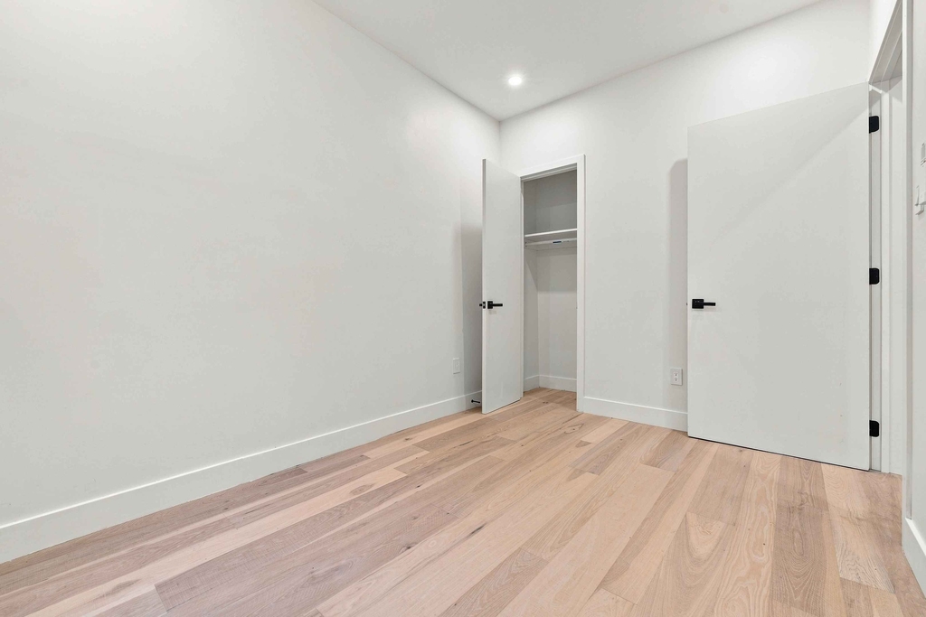 297 3rd Avenue - Photo 7