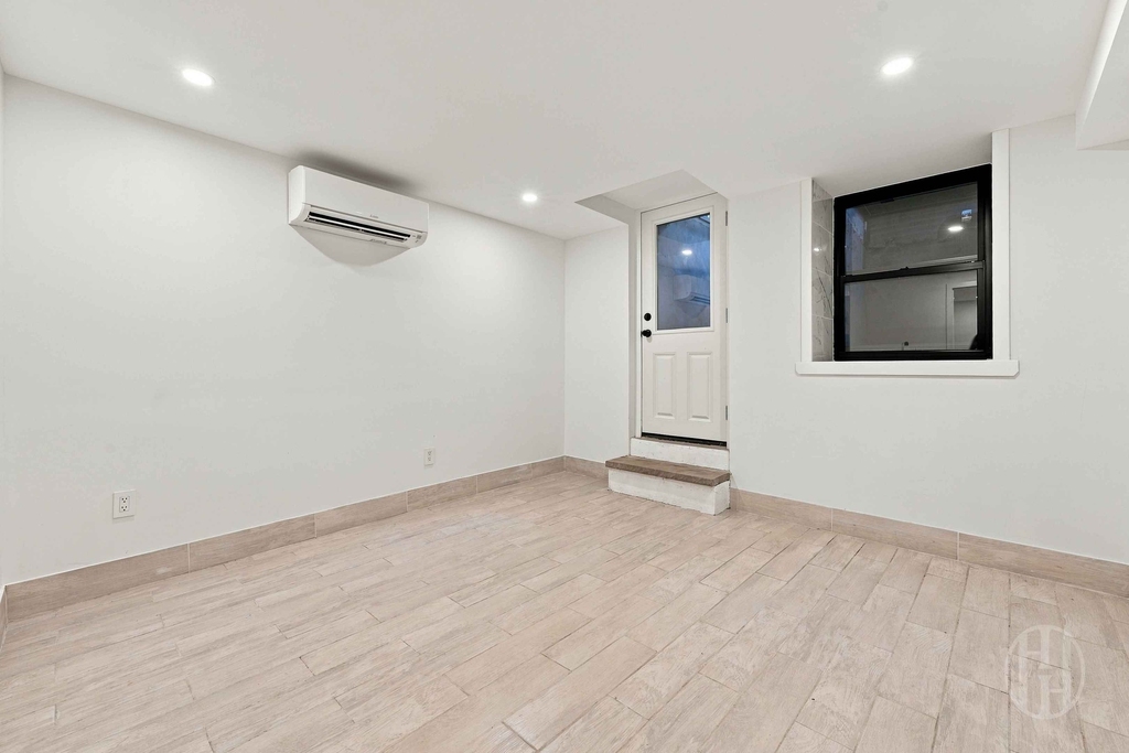 297 3rd Avenue - Photo 8