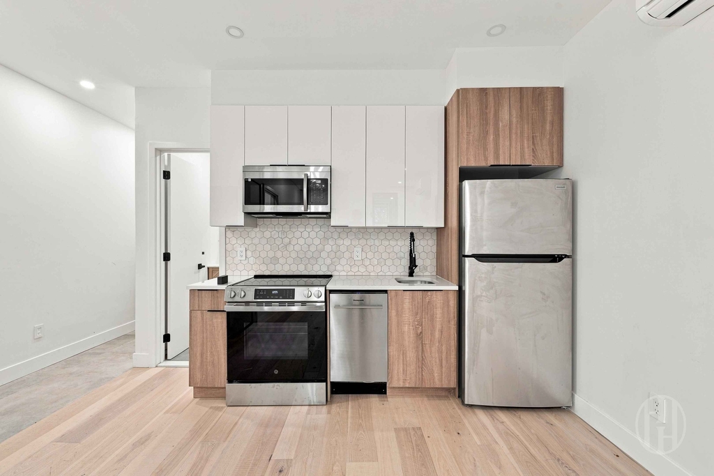 297 3rd Avenue - Photo 12
