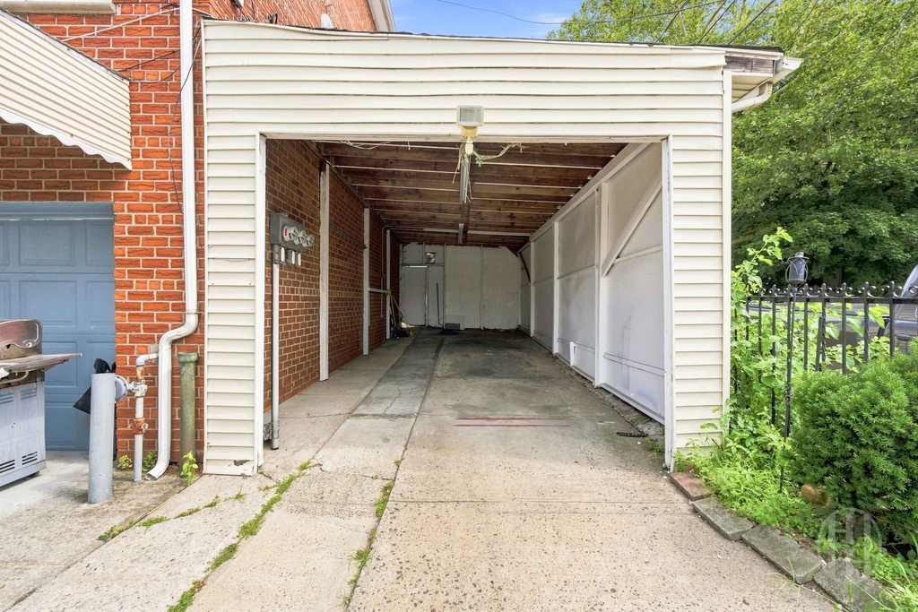 57-04 Cabot Road - Photo 14