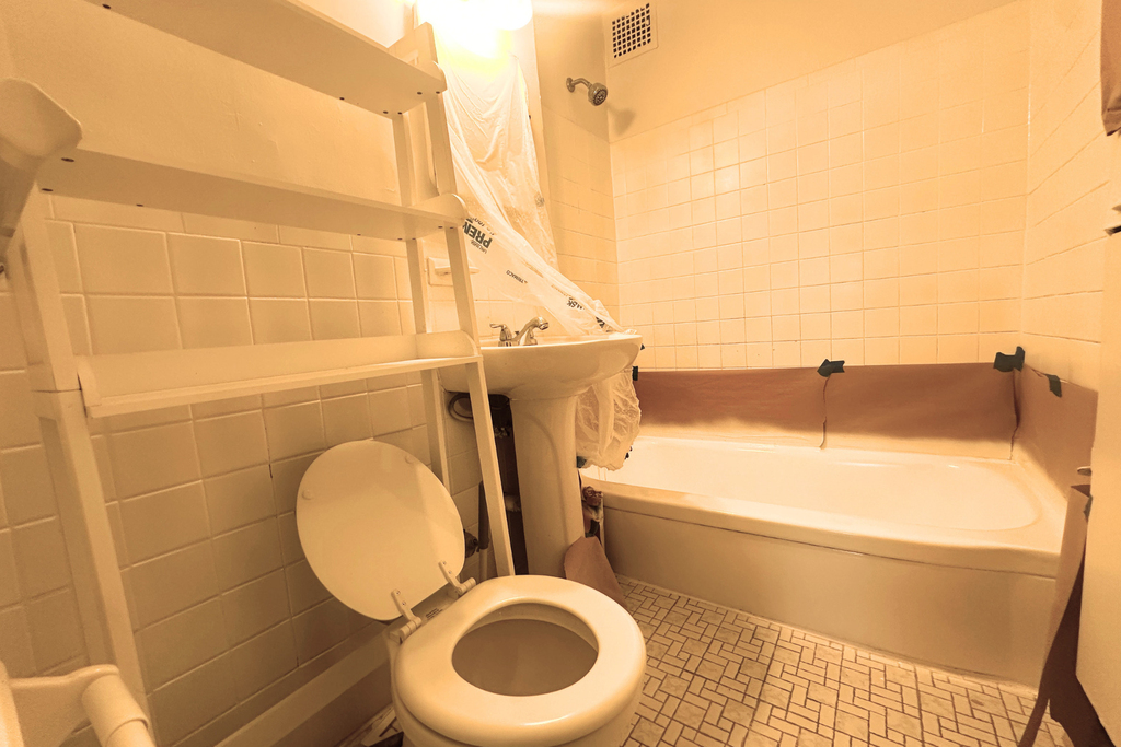 224-10 Jamaica Avenue - Photo 7