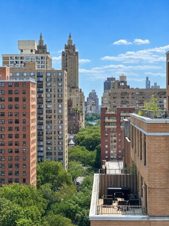 200 W 90th Street - Photo 12