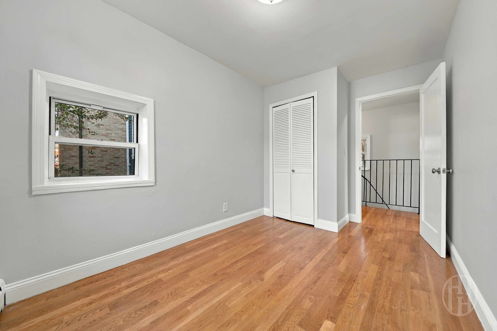250 16th Street - Photo 6