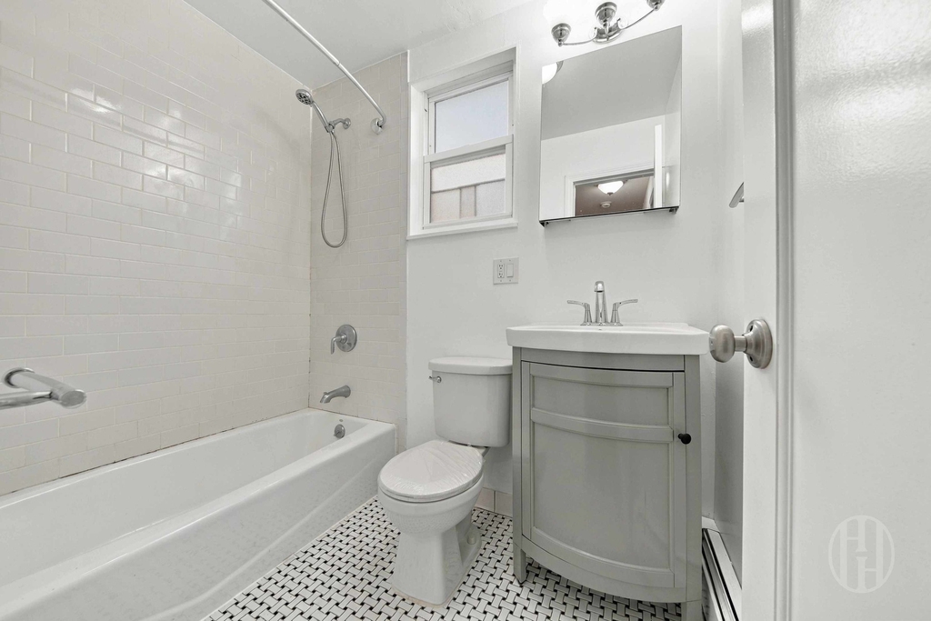 250 16th Street - Photo 9