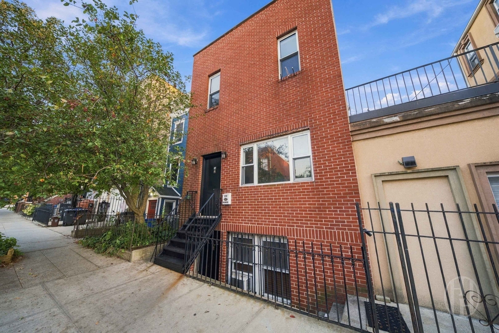 250 16th Street - Photo 10