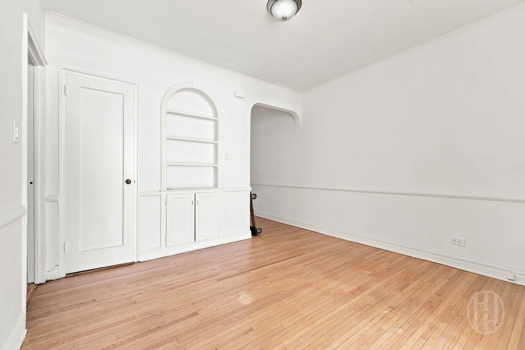 913 Park Place - Photo 6