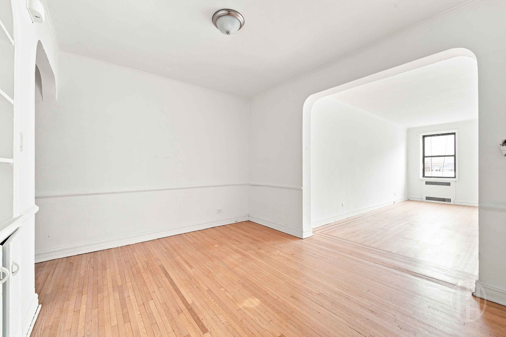 913 Park Place - Photo 3