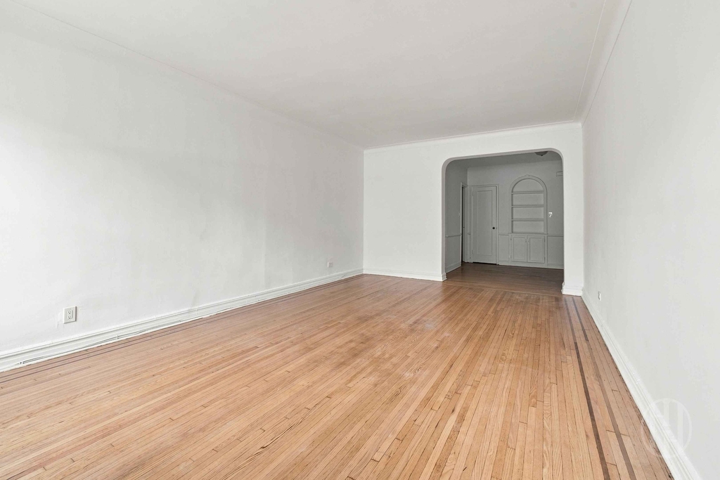 913 Park Place - Photo 4