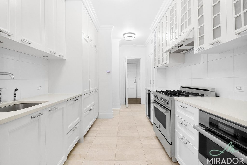103 E 86th Street - Photo 4