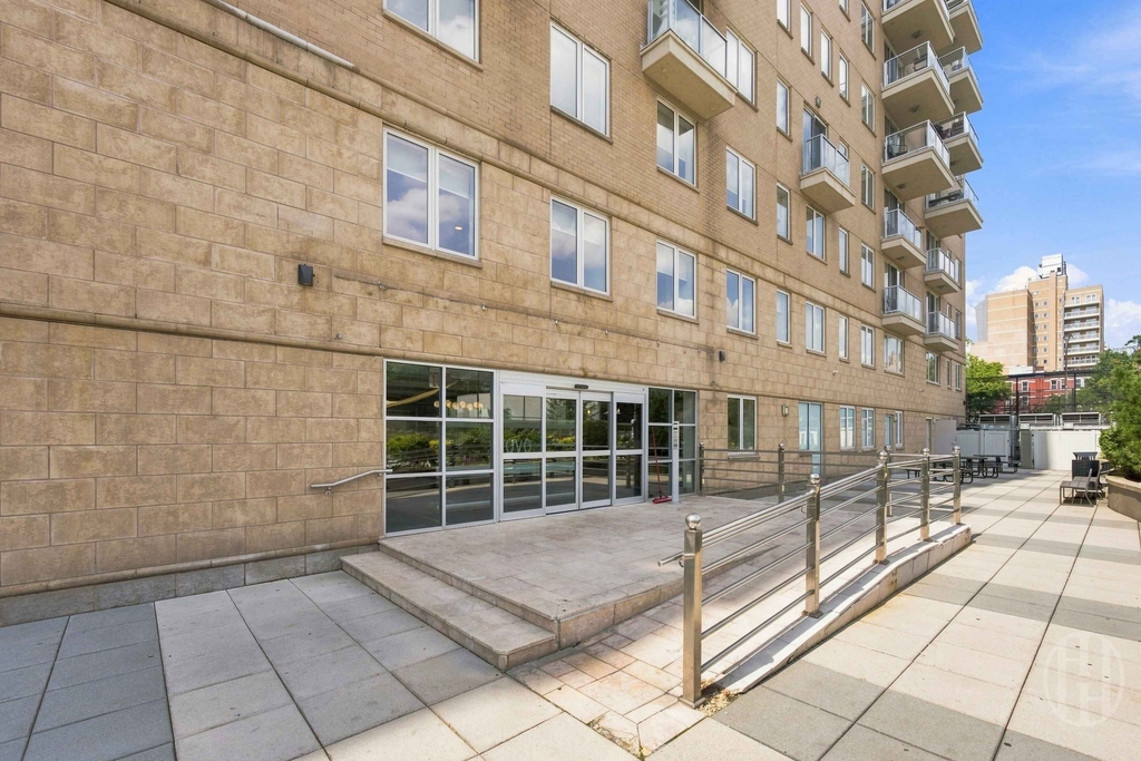 343 4th Avenue - Photo 8