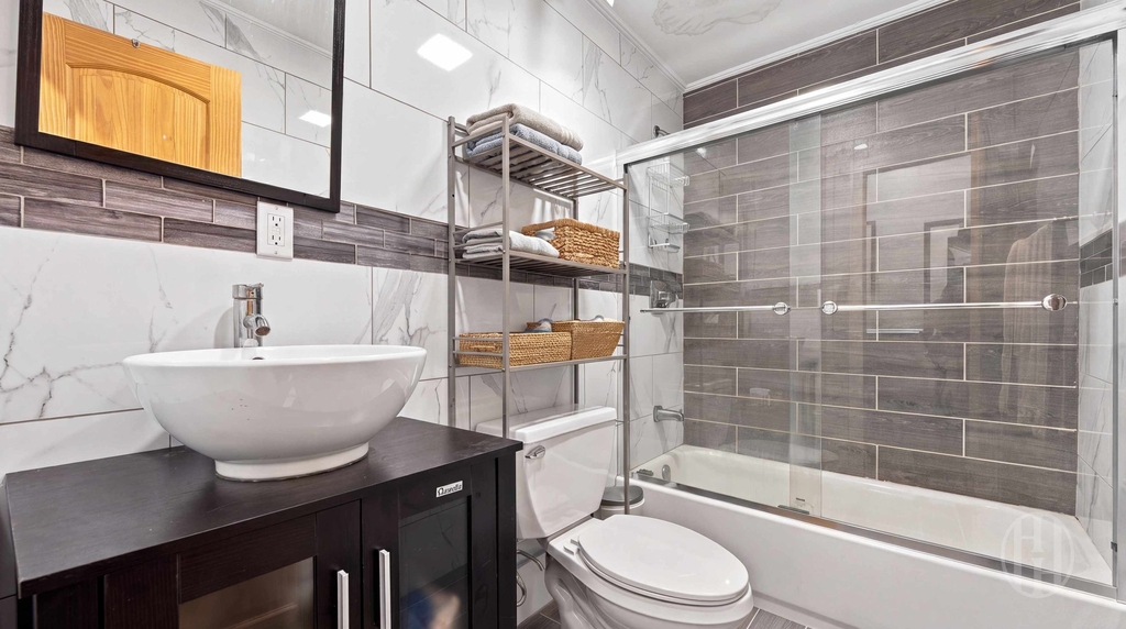 457 Lafayette Avenue - Photo 6
