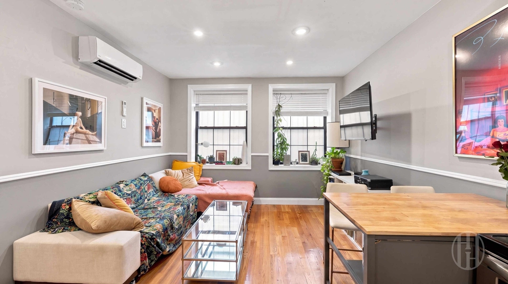 457 Lafayette Avenue - Photo 0