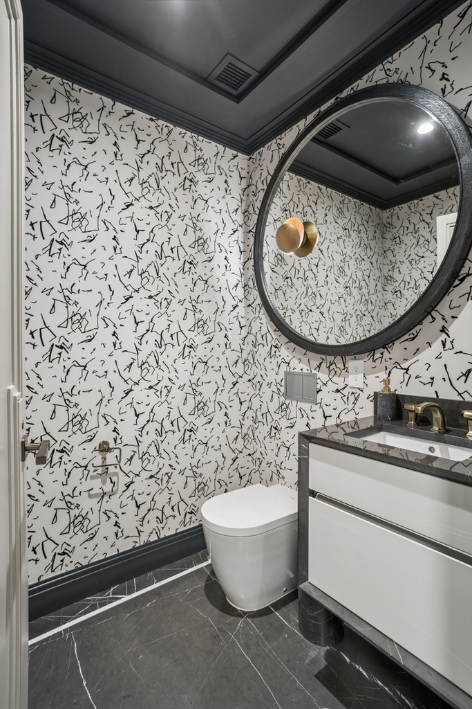 303 Park Avenue - Photo 3