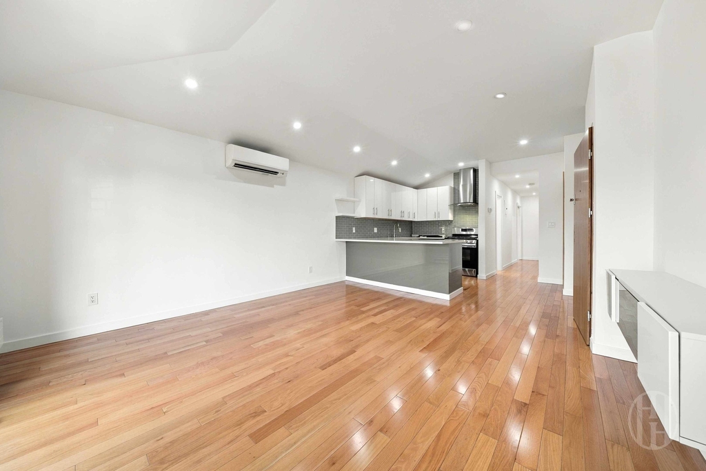 59-34 60th Avenue - Photo 5