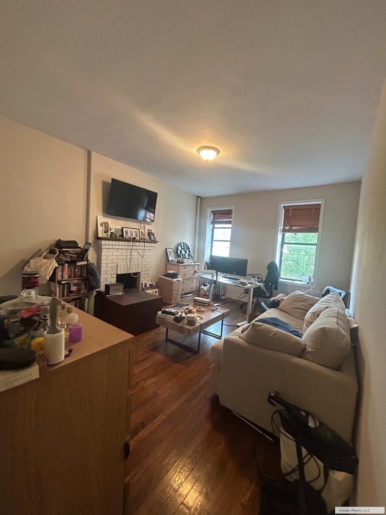 161 W 10th Street - Photo 1