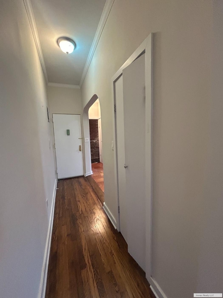 161 W 10th Street - Photo 14