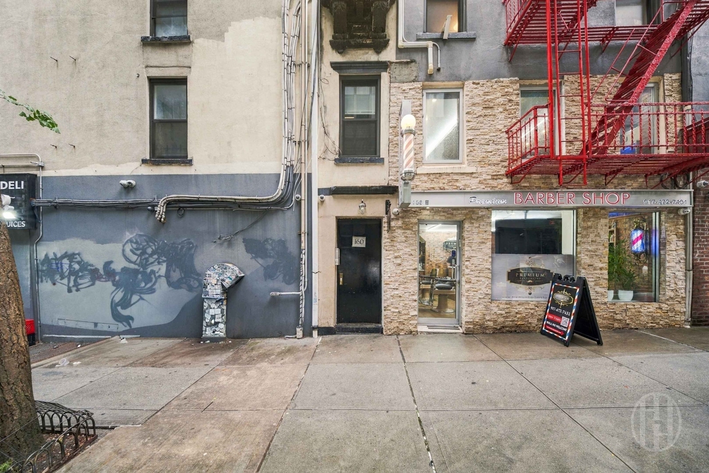 596 3rd Avenue - Photo 6