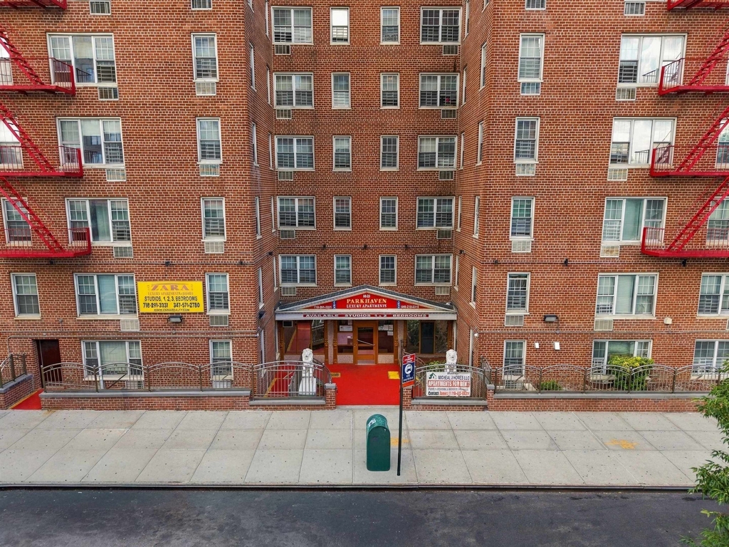 88-25 153rd Street - Photo 8