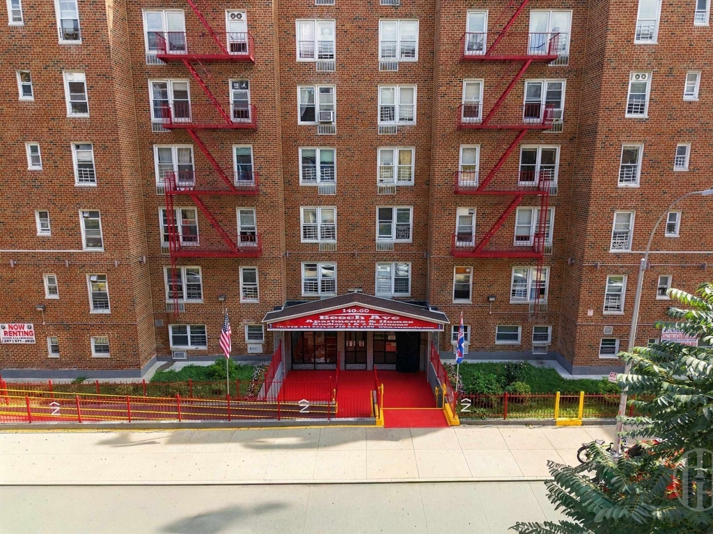 140-60 Beech Avenue - Photo 9