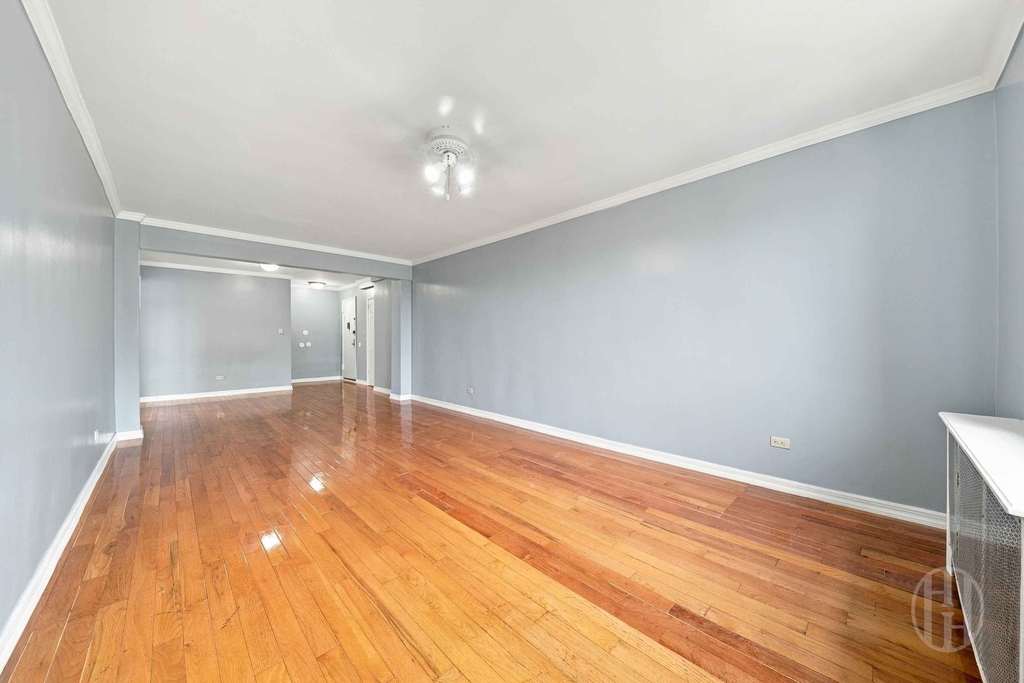 51-25 Van Kleeck Street - Photo 4